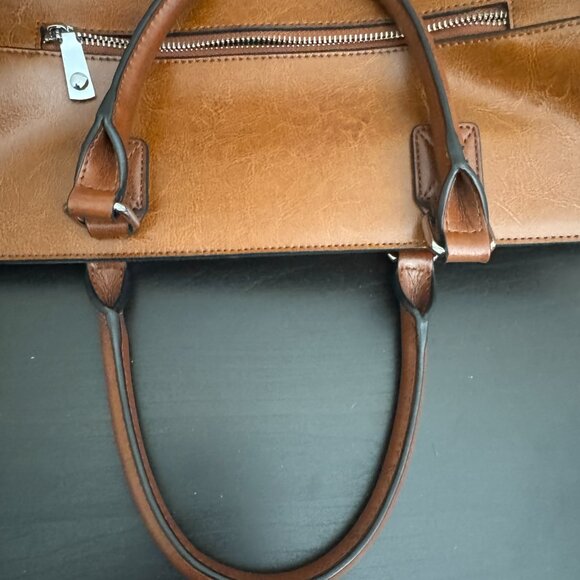 Cluci Laptop Briefcase Bag - Excellent Condition - RETIRED design - Picture 7 of 7